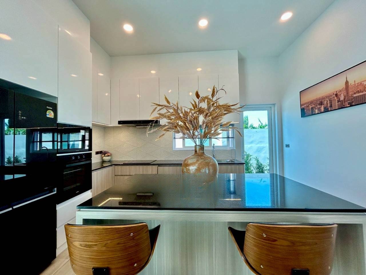 584281096_122247459320296264_465144302036274121_n (1)