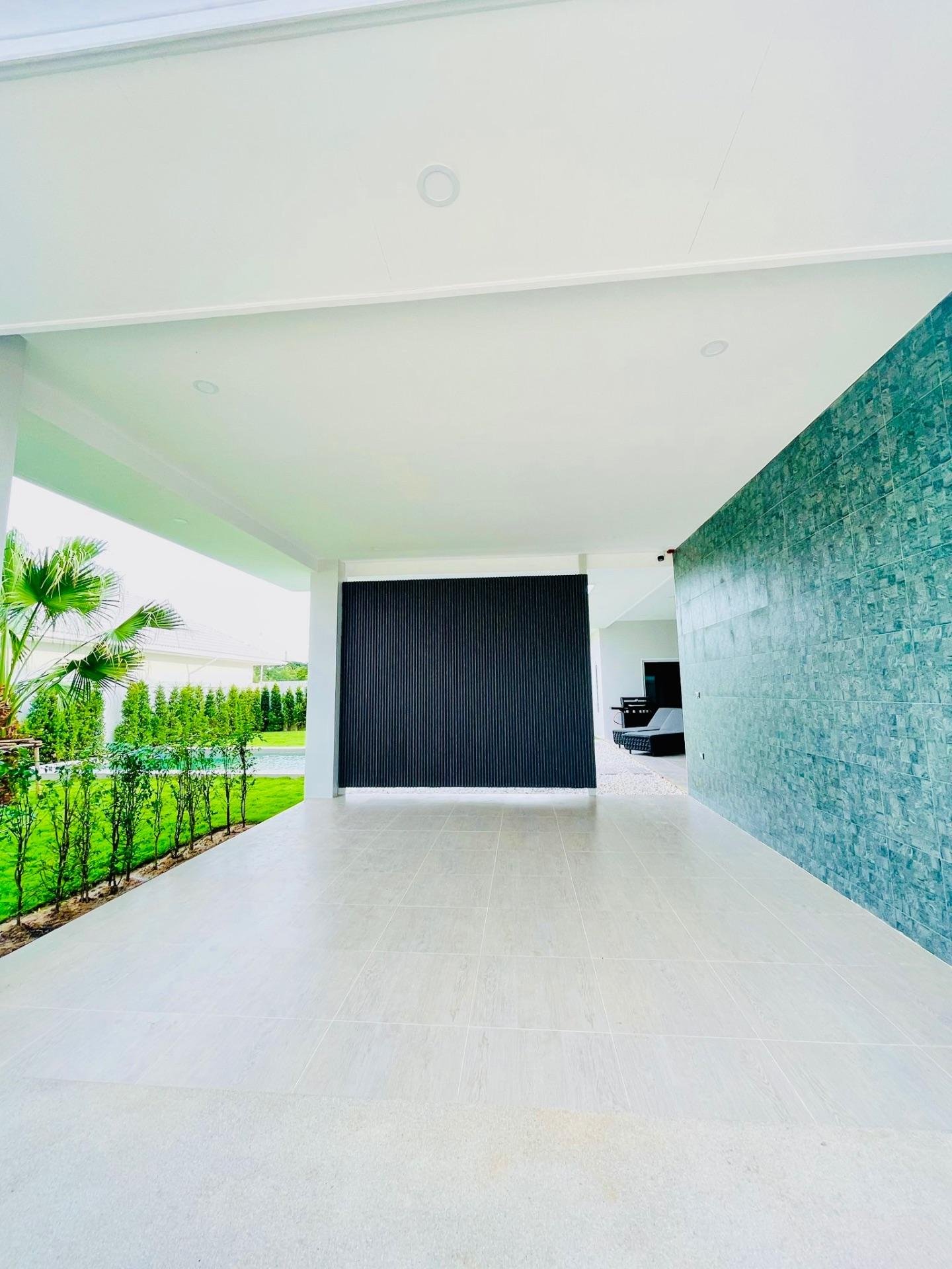 4bed-carport-CtqNljVv